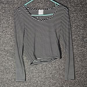 NWT Live Olivia Rae Small Black White Striped Long Sleeve Boat Neck Cropped Tee